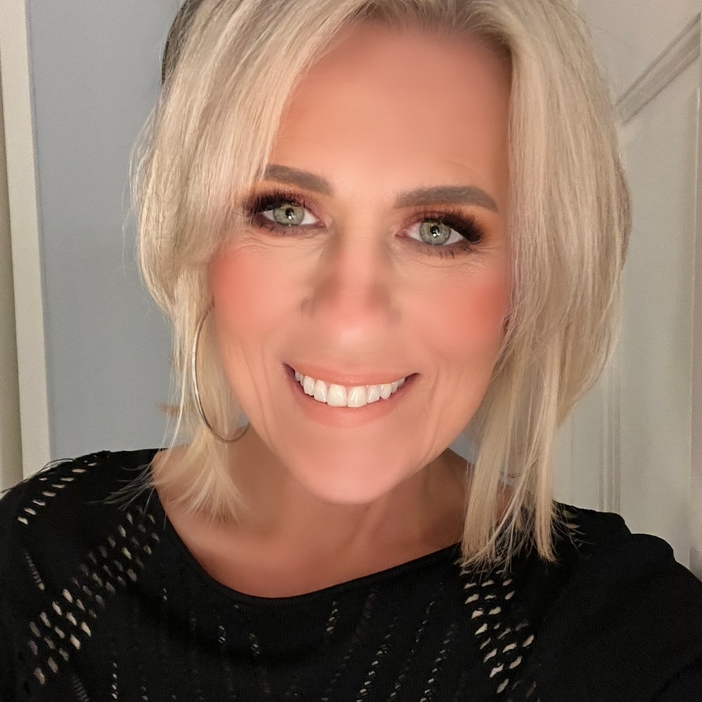 Meet your Posher, Christina